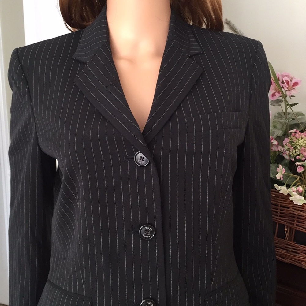 Ralph Lauren Chaps Black Pinstripe Blazer Tailored Jacket Size 8 - Picture 4 of 9